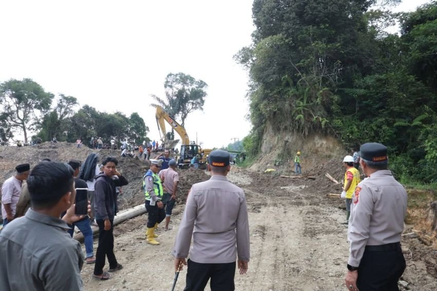 Akses Jalinsum Medan-Sipirok Kembali Dibuka Usai Dibenahi, Truk Roda 6 Diizinkan Lewat