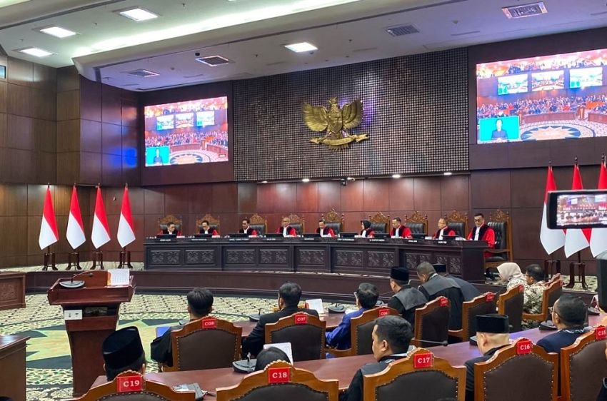 Arsul Sani Ungkap Temuan MK: Tak Ditemukan Bukti Meyakinkan Ijazah SMA Gibran dari Luar Negeri