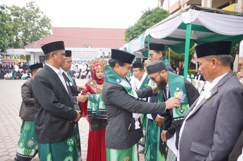 Wali Kota Medan Ajak Santri Kuasai Teknologi dan Inovasi Menuju Indonesia Emas 2045