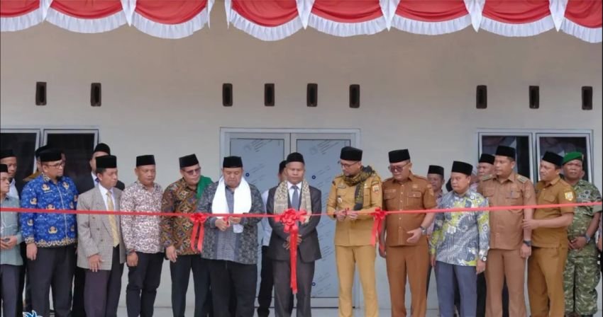 Resmikan Kampus Baru di Labusel, Bupati Fery Sahputra Dorong Cetak Generasi Qur'ani Berintegritas
