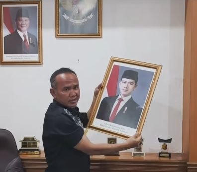 Profil Rojab Asy'ari, Wakil Ketua DPRD Kota Sukabumi yang Menurunkan Foto Wapres Gibran