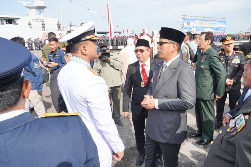 Hadiri HUT ke-81 TNI di Belawan, Wali Kota Medan Rico Waas Tegaskan Pentingnya Sinergi Jaga Kedaulatan NKRI