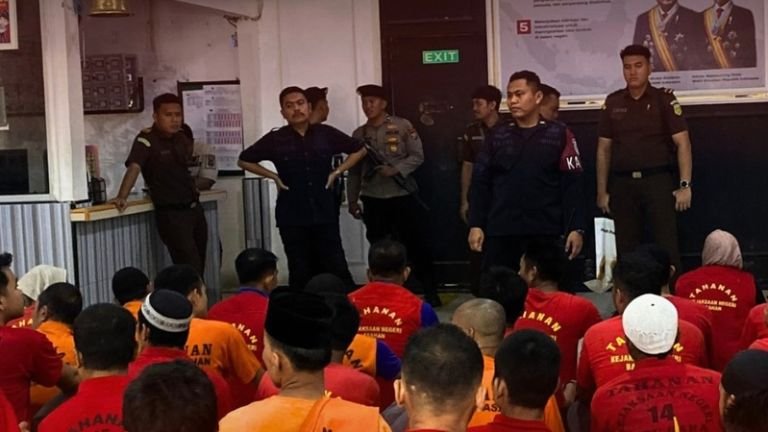 Lapas Labuhan Ruku Keluarkan 82 Tahanan untuk Jalani Persidangan di Pengadilan Negeri Kisaran