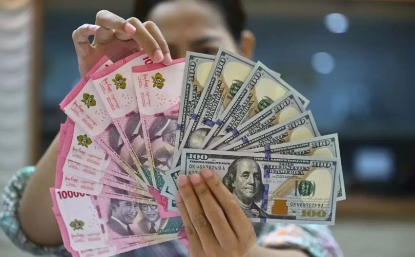 Kurs Rupiah Hari Ini: Dolar AS Melemah ke Level Rp 17.945 pada Jumat Pagi