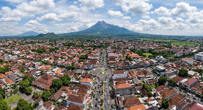 Cuaca Jogja Hari Ini 2 Oktober: Cerah-Berawan, Suhu Yogyakarta Capai 34&deg;C
