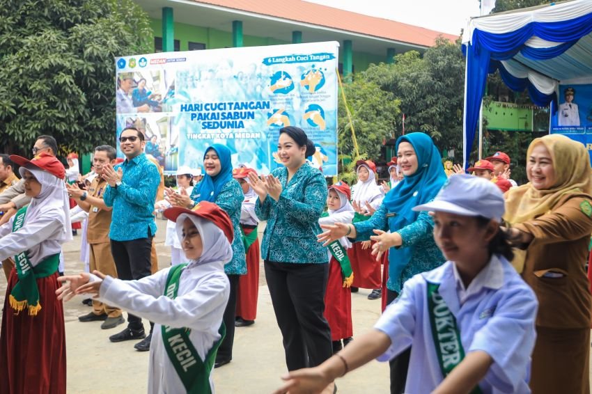 Bukan Cuma Seremonial! Airin Rico Waas Ajak Dokter Kecil Medan Tanamkan Kebiasaan Cuci Tangan Pakai Sabun