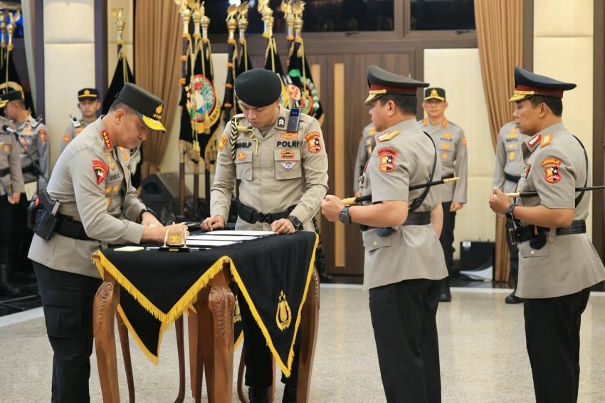 Tagline Baru Polri &ldquo;Polisi Bersama Masyarakat&rdquo;