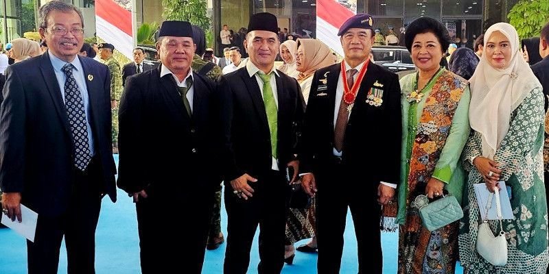 Reuni Lintas Generasi! Prabowo Pimpin HUT ke-81 TNI di Cilangkap, Prajurit Aktif dan Senior Bertemu