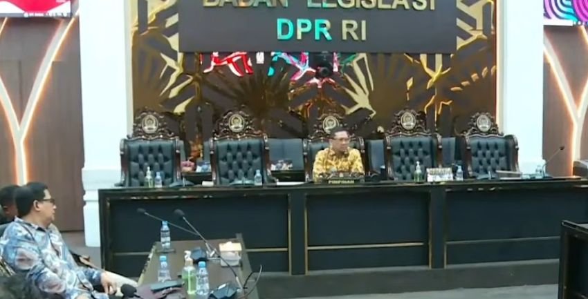 Polemik Ijazah Gibran Dibawa ke DPR, AKSI Desak Hak Angket dan Hak Menyatakan Pendapat