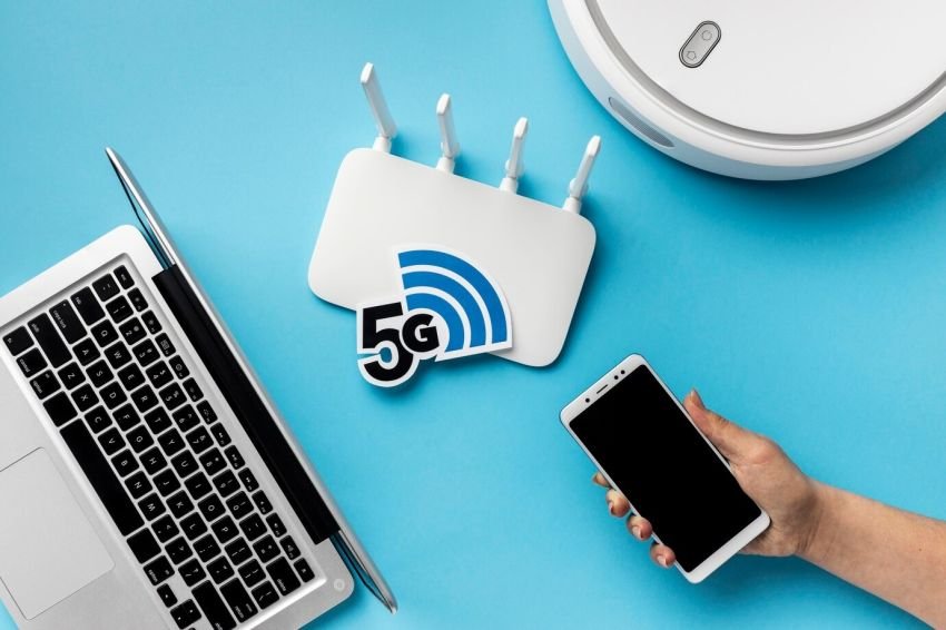 Jangan Salah Pilih! Ini Beda Wi-Fi 2.4 GHz vs 5 GHz Biar Internet Gak Lemot & Tembus Tembok