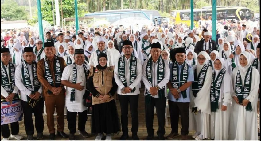 Bupati Labusel Lepas 159 Jemaah Umrah ke Tanah Suci, 5 Juara MTQ Berangkat Gratis