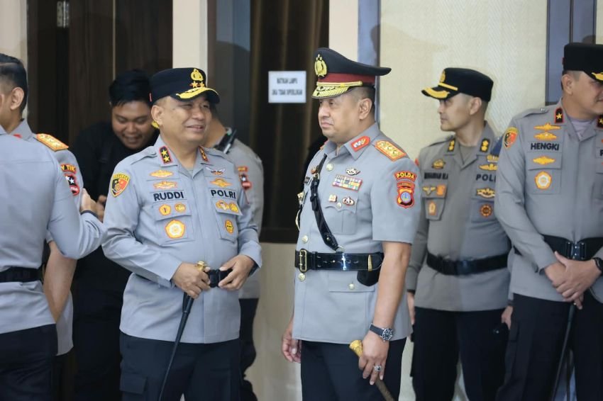 Kapolda Aceh Hadiri Sertijab Sejumlah PJU Mabes dan Kapolda Jajaran: Tetap Solid dan Optimal Layani Masyarakat