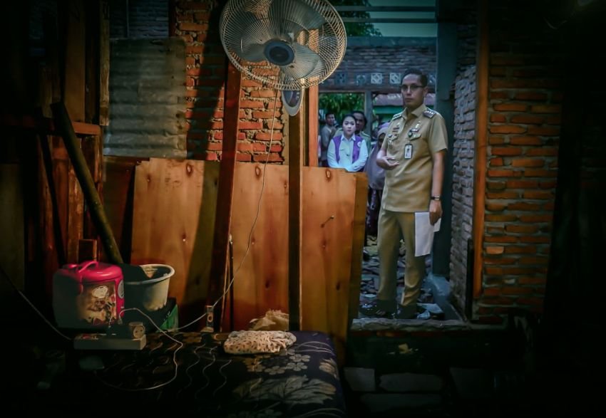 Turun Gunung Cek Bedah 111 Rumah Warga Medan, Rico Waas Wanti-wanti Dinas: Minta Bersih & Usut Data PKH