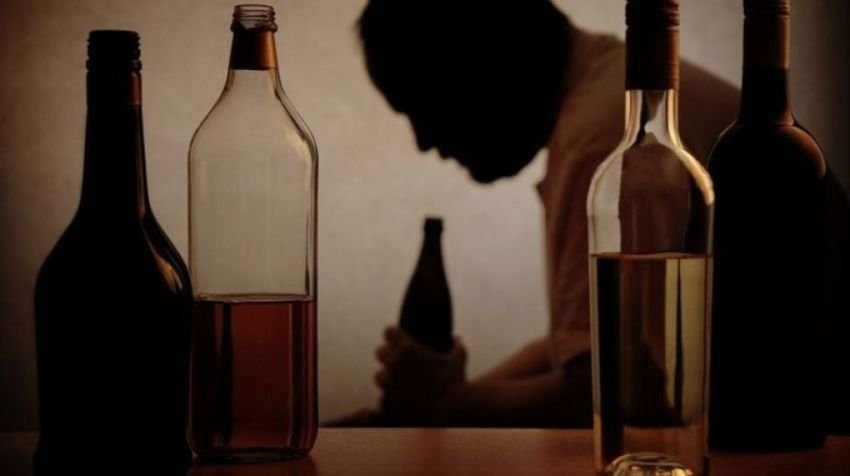 Sering Disamakan Padahal Beda Begini Tinjauan Fikih Islam Membedah Batas Antara Alkohol dan Khamar