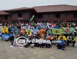 Dukung Palestina Merdeka, Ratusan Pesepeda Gelar Aksi Gowes ke Museum Rumah Pitung Cilincing