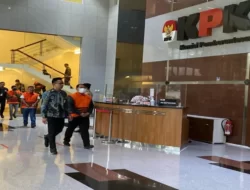 KPK Geledah Kantor Bupati Labuhanbatu dan Rumah Pribadi Rudi Syahputra