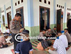 Polres Humbahas Berserta Jajaran Polsek Melaksanakan Giat Jum’at Curhat Di mesjid Dan Warung