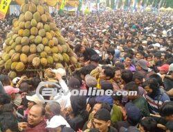 Festival Durian di Pekalongan Berujung Ricuh, Banyak Warga Yang Terluka dan Pingsan