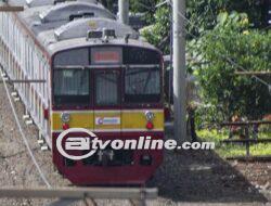 Rute Tanah Abang-Rangkasbitung Terganggu Akibat Tabrakan Mobil Vs KRL di Tigaraksa