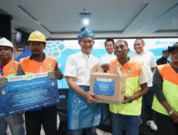 Pelindo Multi Terminal Bagikan Ribuan Paket Takjil dan Sembako serta Santunan Anak Yatim