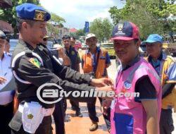 Dishub Kota Batam Berinovasi: Seragam Petugas Parkir Berubah Menjadi Warna Pink