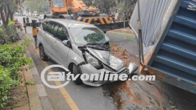 Kronologi Kecelakaan Truk Kontainer yang Lumpuhkan Lalu Lintas Bekasi