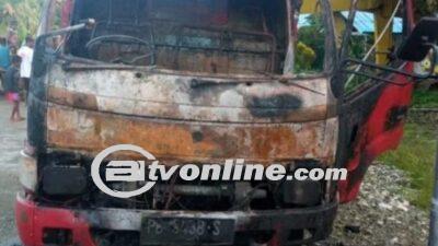 Dua Ekskavator dan Truk Proyek di Yapen Papua Dibakar, Pelaku Diduga Teroris OPM