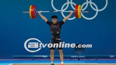 Kisah Rizki Juniansyah yang Minum Air Cuci Tangan dan Kaki Sang Ibu, Berbuah Medali Emas Olimpiade Paris 2024 Cabang Olahraga Angkat Besi