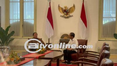 Pertemuan Tertutup SBY dan Jokowi di Istana Merdeka: Apa yang Dibahas?