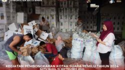 KPU Batu Bara Laksanakan Pembongkaran Kotak Suara Pemilu 2024 di Gudang Logistik