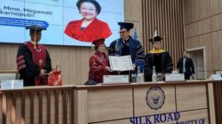 Megawati Soekarnoputri Dianugerahi Gelar Profesor Kehormatan oleh Silk Road International University di Uzbekistan