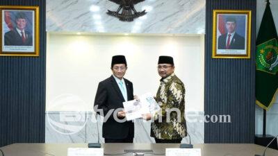 Gus Yaqut Resmi Serahkan Jabatan Menteri Agama kepada Nasaruddin Umar dalam Acara Sertijab