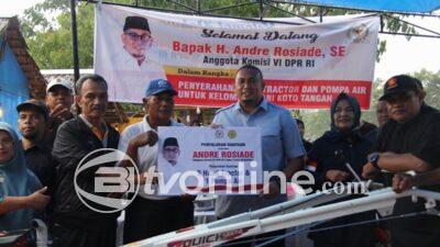 Andre Rosiade Serahkan Alsintan dan Sembako untuk Dukung Pertanian di Kota Padang