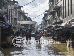 Banjir Melanda Kota Medan, BPBD: Air Sudah Mulai Surut, Warga Kembali ke Rumah