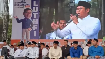 Luthfi-Gus Yasin Minta Doa Restu Ulama dalam Acara Doa Bersama Jelang Pilkada Jateng 2024