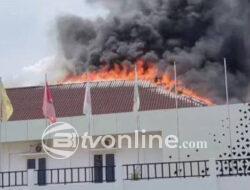 Kantor KPU Morowali Terbakar Saat Rapat PSU, Dokumen dan Kotak Suara Dievakuasi