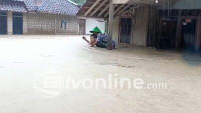 Banjir dan Longsor Terjang Cianjur, Puluhan Rumah Terendam dan Rusak!